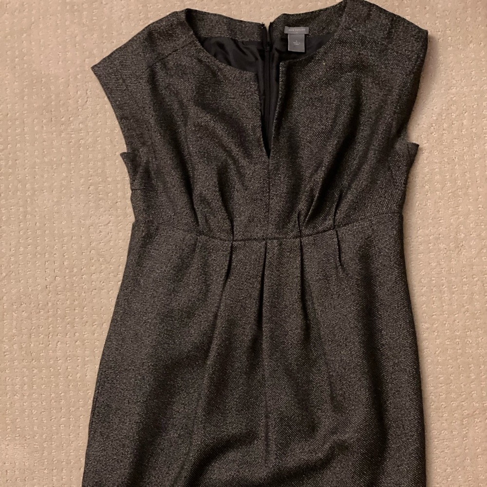 Ann Taylor size 6 dress